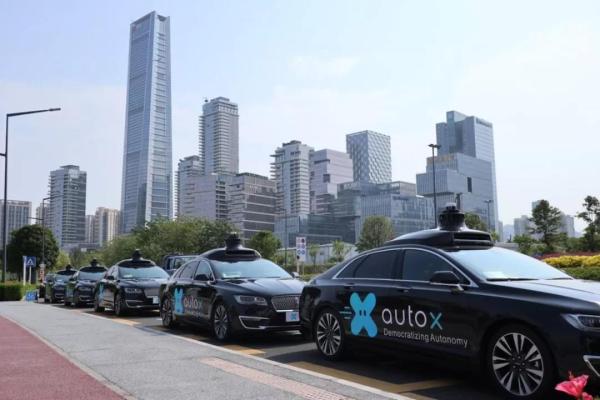 100辆无人驾驶出租车将在上海安亭试运营